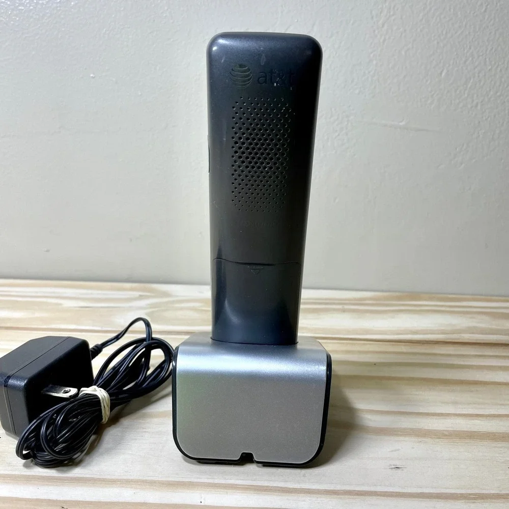 AT&T Replacement Handset Phone CL82401‎ w/Charging Base Fully Tested Fully
